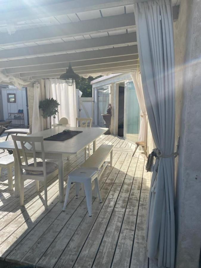 Le Chai Maison De Charme Pour Tribu Joyeuse Le Château-dʼOléron Zewnętrze zdjęcie